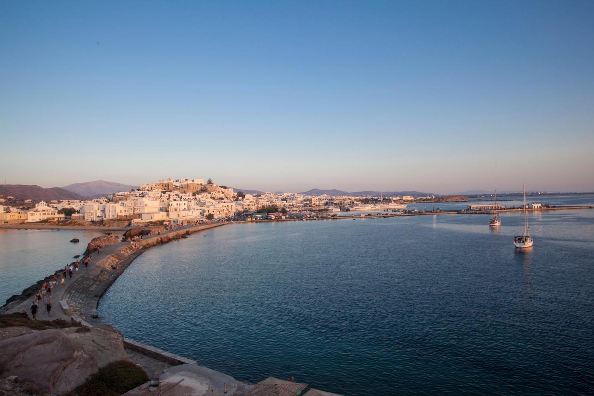 Evripus Suites Kastrákion Εξωτερικό φωτογραφία
